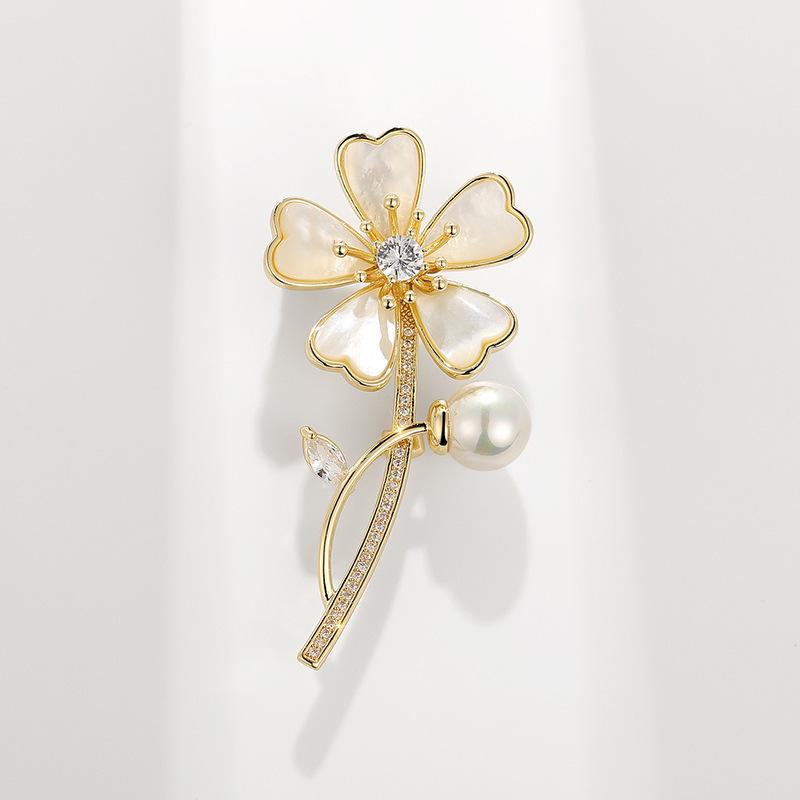 Bo Xin Yun Luxury Shell & Zircon Pearl Flower Brooch - Five-Petal Corsage Cardigan Pin.