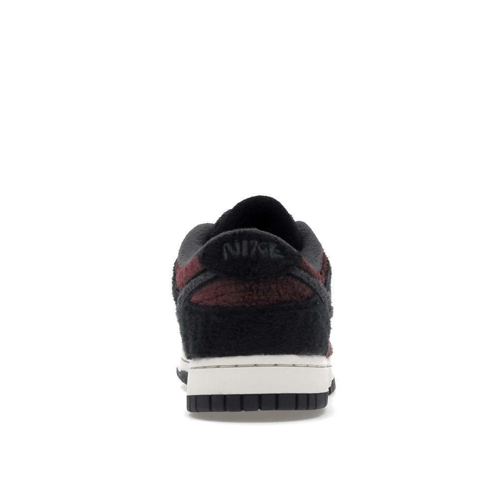 Nike Dunk Low SE Fleece Burgundy Crush Black White Dark Smoke Grey DQ7579-600