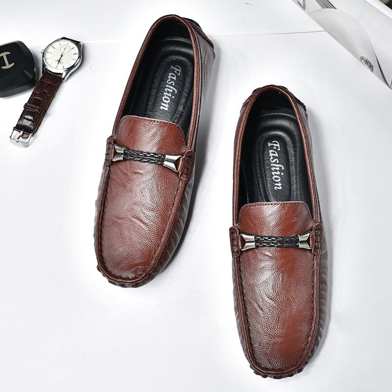 Klassische Vintage Leder Slipper Herren Slip-On Primärfarbe Leder Flache Freizeitschuhe Mokassin Slip-On Weiche Sohle Businessschuhe