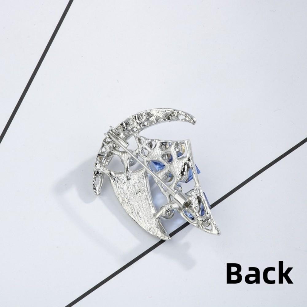 Zinc Zinc Alloy Suit Collar Pin Boat Badge Men Brooch Delicate Rhinestone Sailboat Brooch  Ceremony Banquet