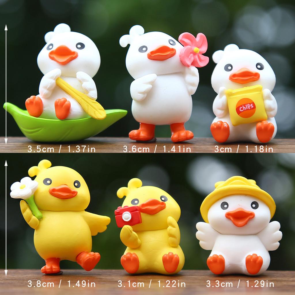 

Cute Cartoon Yellow Duck Figurine For Car Decor And Photography Pvc Collectible Toy