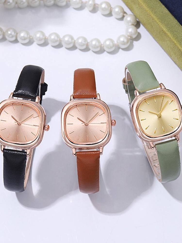 The New Retro Watch for Girls On Instagram Has a Unique and Elegant Style with a Touch of Luxury and a Delicate Leather Strap
