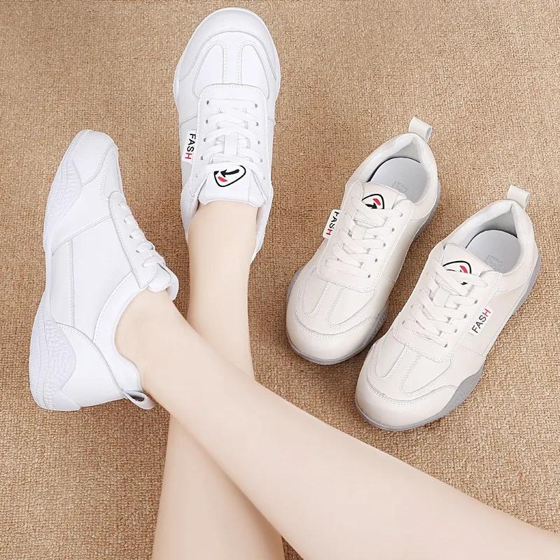 Fashion Women Shoes 2024 New Casual Lightweight Sports Shoes WomenBreathable Little White Platform Shoes White Sneakers Women