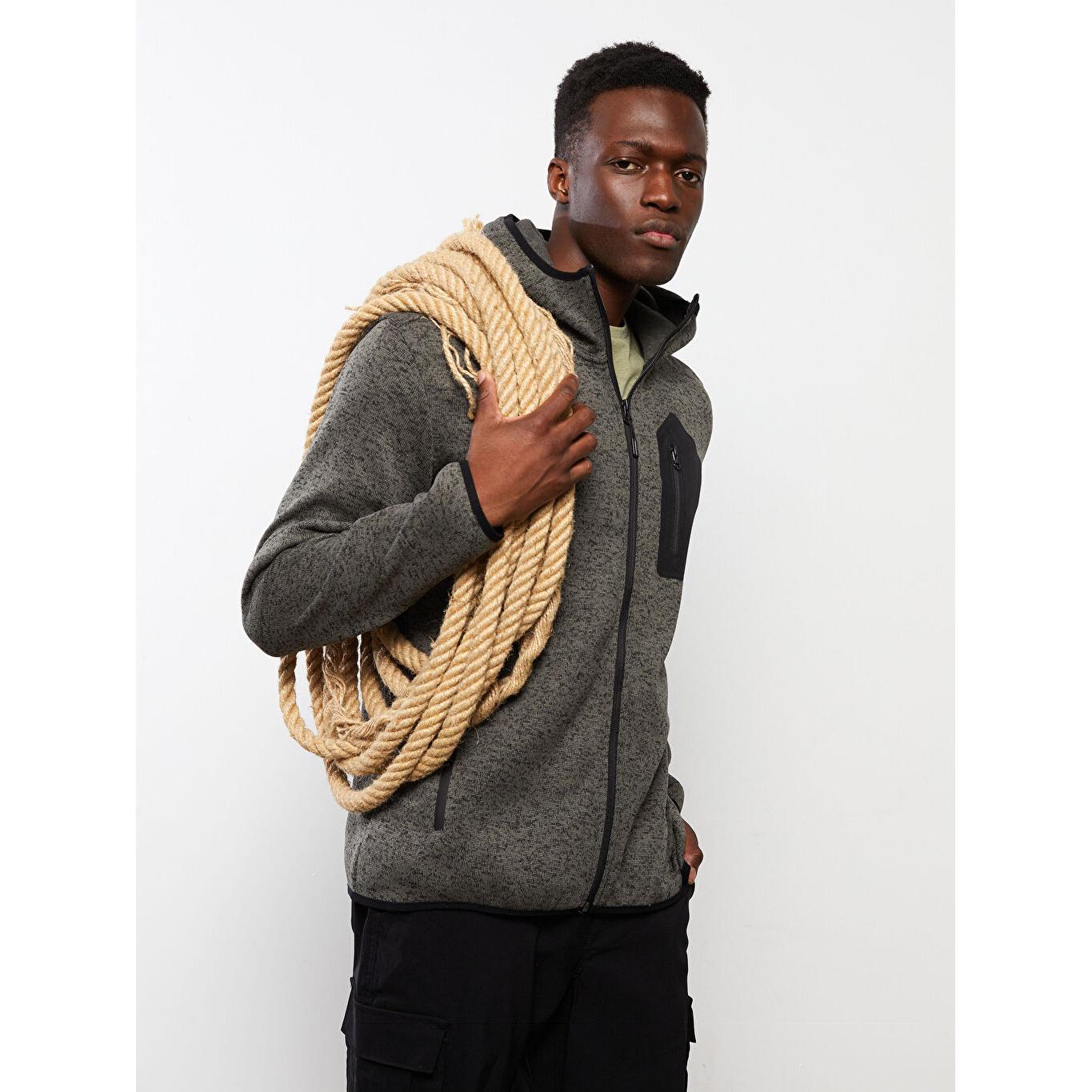 

Мужская толстовка с капюшоном на молнии и длинным рукавом цвета хаки