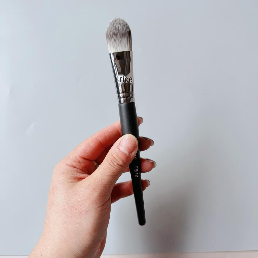 Bi Jia Complete Makeup Brush Set: 133, 224, FB18 Powder, Blush & Eyeshadow Brushes.