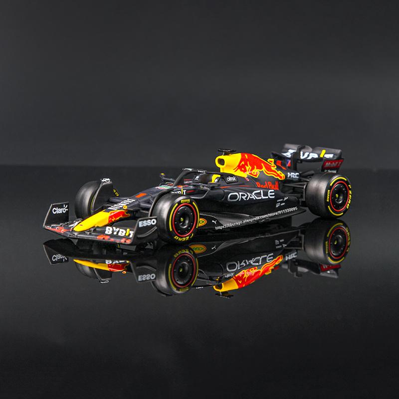 Bburago 1:43 2022 F1 Red Bull Racing RB18 1# Verstappen 11# Speciální lak Perez ze slitiny Formule 1 Super hračka Model
