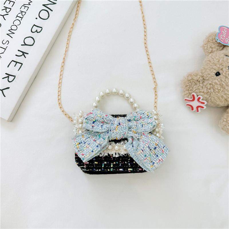 Trendy Red Mini Chain Crossbody Bag For Kids With Charming Bow Design And Lightweight Canvas Material