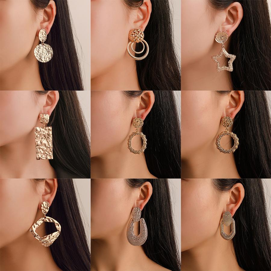 Geometrische Ohrringe mit Wassertropfenrelief für Damen - Retro-Mode, ethnischer Stil, kreatives rundes und quadratisches Design.