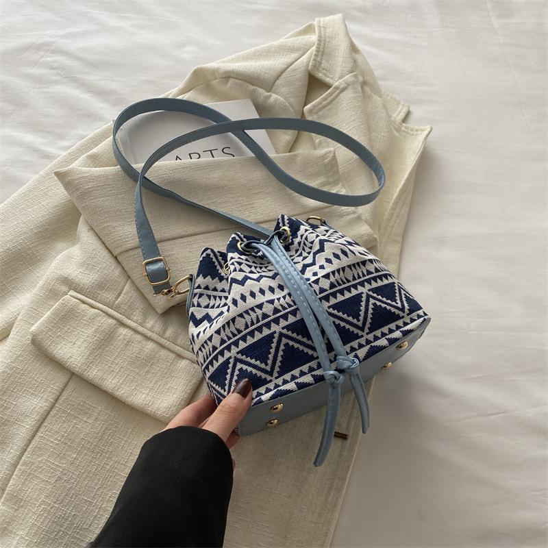 Women S Ethnic Style Bucket Bag Simple Fashion Shoulder Crossbody Bag