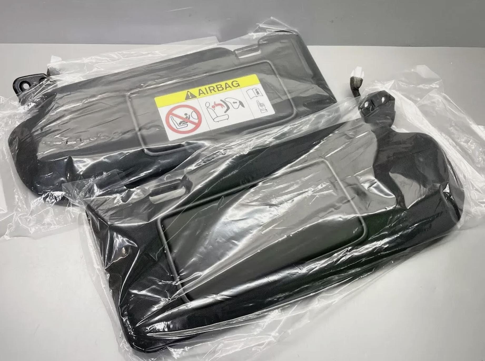 

Nissan 96400 96401 Genuine R35 GT-R 2015 Nismo Sun Visor ASSY Black Left & R