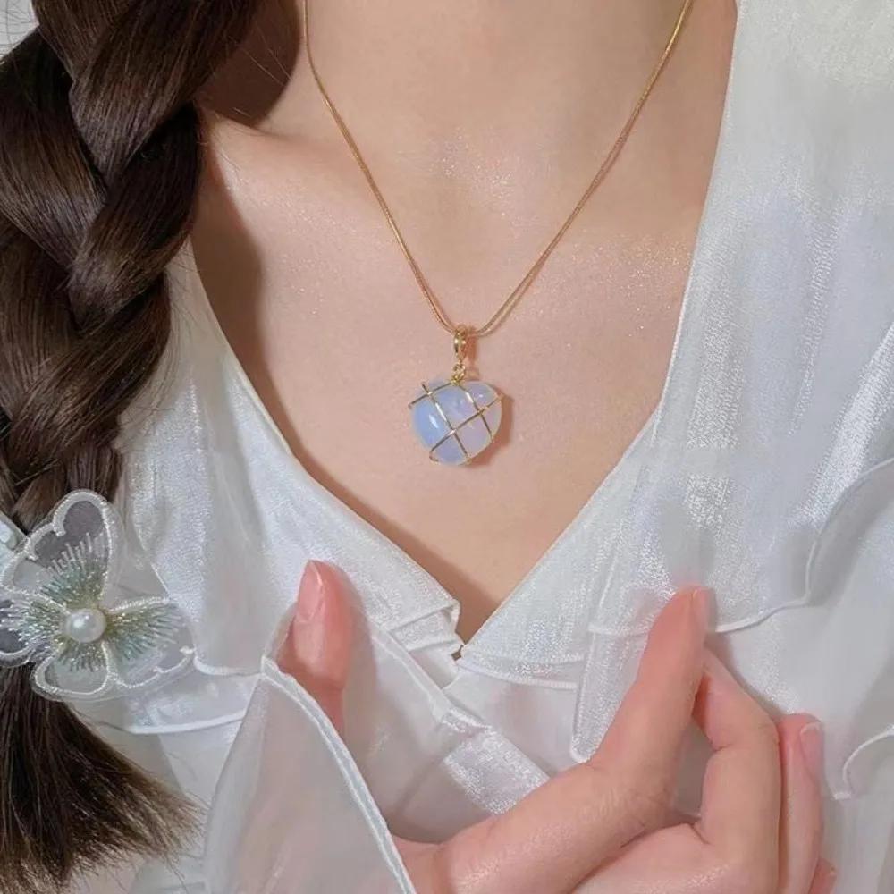 Opal White and Pink Crystal Necklace for Woman Girls Rose Quartz Necklace Jewelry Accessories Gift