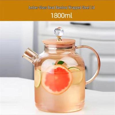 Wasserkanne aus bernsteinfarbenem Glas mit großem Fassungsvermögen