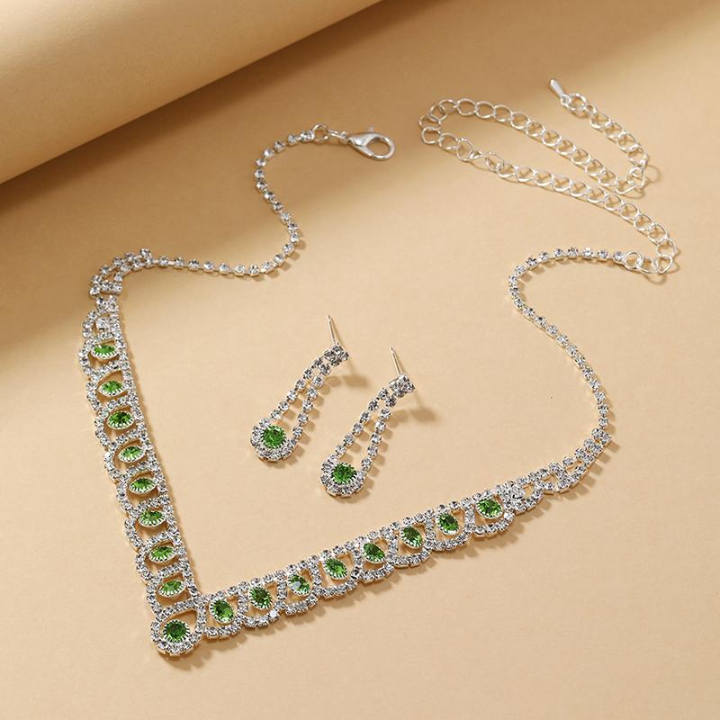 Damhalsband Örhängen Hänge Två Set Flickklänningstillbehör Bröllopssmycken Två Set Halsband Örhängen