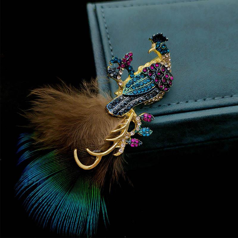 Pfauen Brosche Damen Exquisite Anstecknadel Corsage Anti-Exposure Kleidung Accessoire