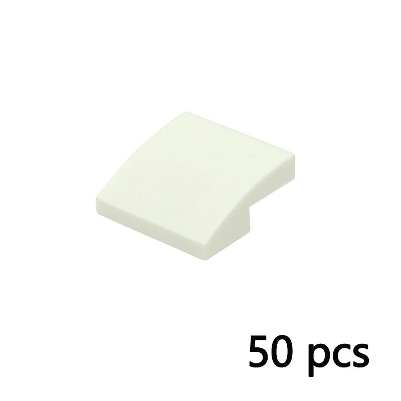 50pcs Assembles Particles Slope Curved 2x2 Building Blocks DIY Bricks Educational MOC Tech Parts Toys Compatible with 15068