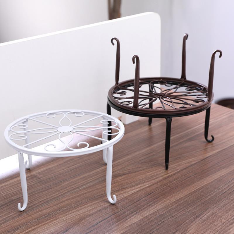 Floor-Standing Wrought Iron Flower Stand for Living Room, Balcony, or Outdoor Use - Cream Style Succulent Storage Rack.