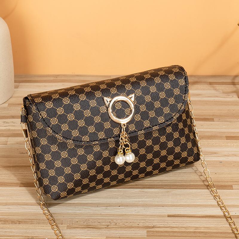 

Retro Classic Printed Small Square Bag Rhombus Embroidery Messenger Women s Bag Mini Mobile Phone Bag Cat Head Pearl Pendant Small Bag