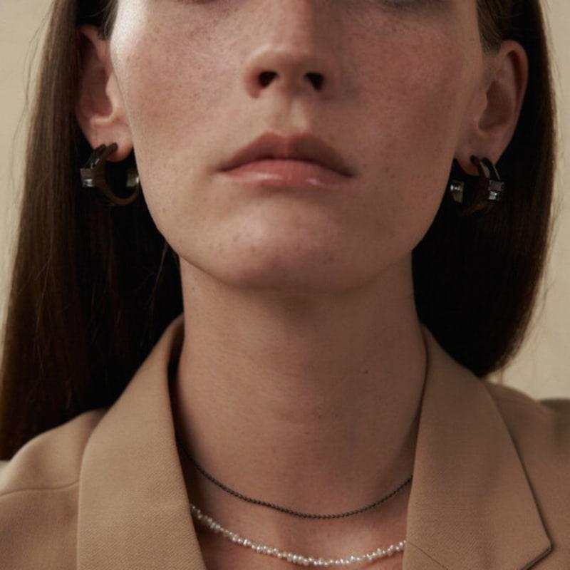 

LINKY LABORATORY Layered element necklace black