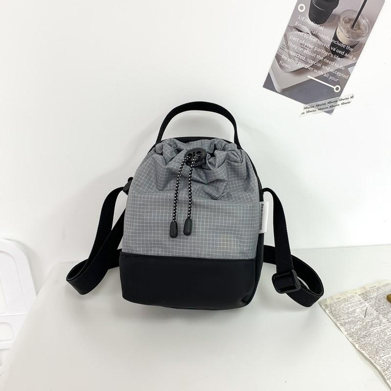 

Personalized tooling neck water bottle bag boys street cool large capacity outdoor commuting storage mobile phone bag messenger bag серый