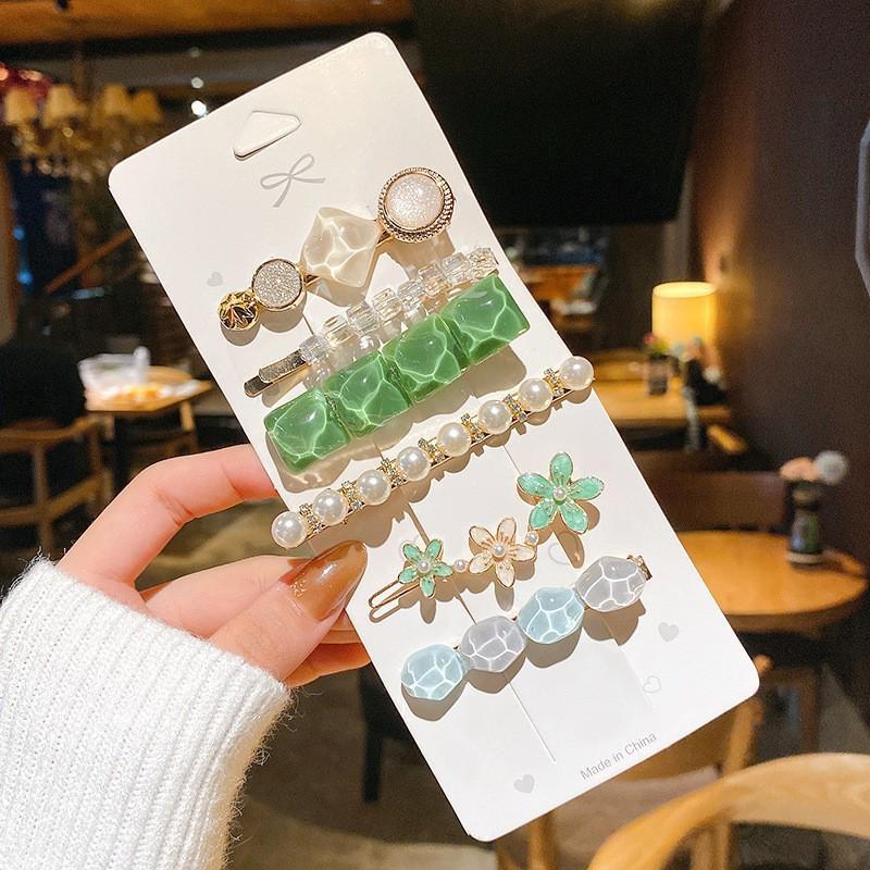 6-Piece Retro Korean Style Hair Clip Set with Bear, Pearl, Rhinestone, and Fairy Designs