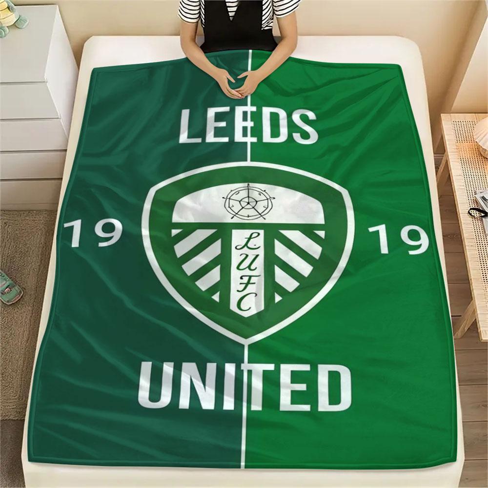 LUFC Logo Blanket, High Quality Comfortable for All Seasons, Home Decor, Warmth and Comfort