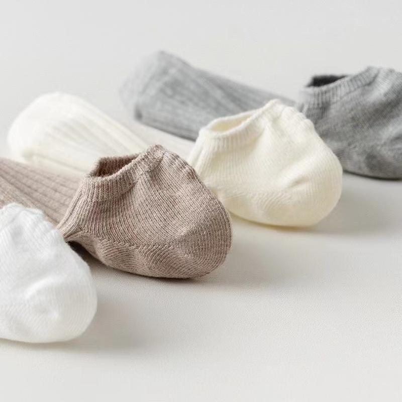 5 Pairs Of Short Socks Women's Summer Solid Color Black And White Simple Casual Low Cut Breathable Socks