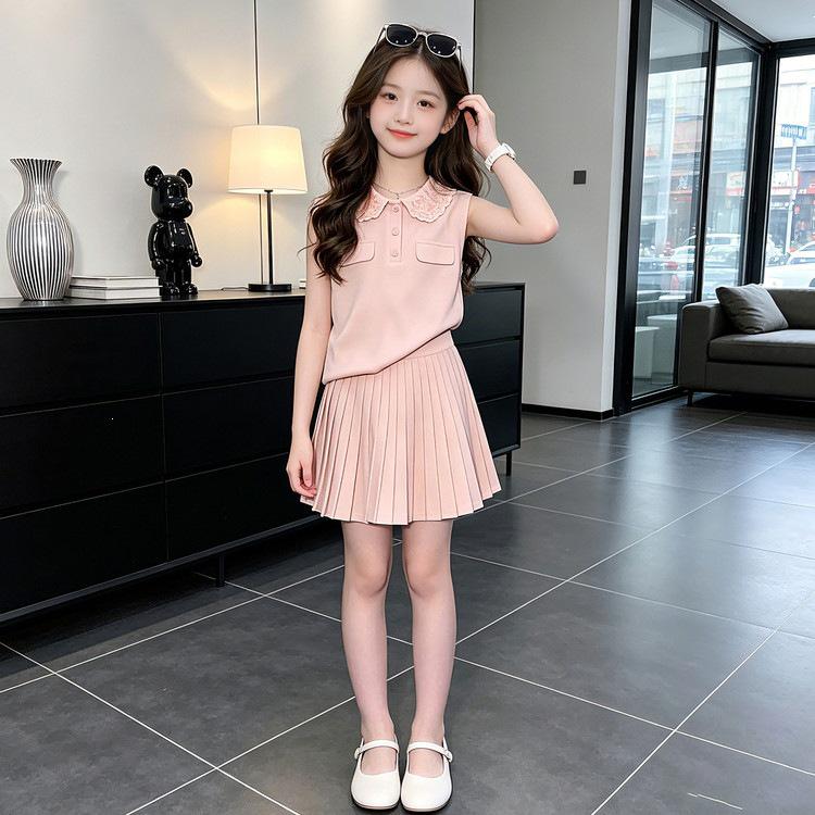 Girls' 2026 Summer Sleeveless Doll Collar Vest & Pleated Skirt Set for Medium To Large Children