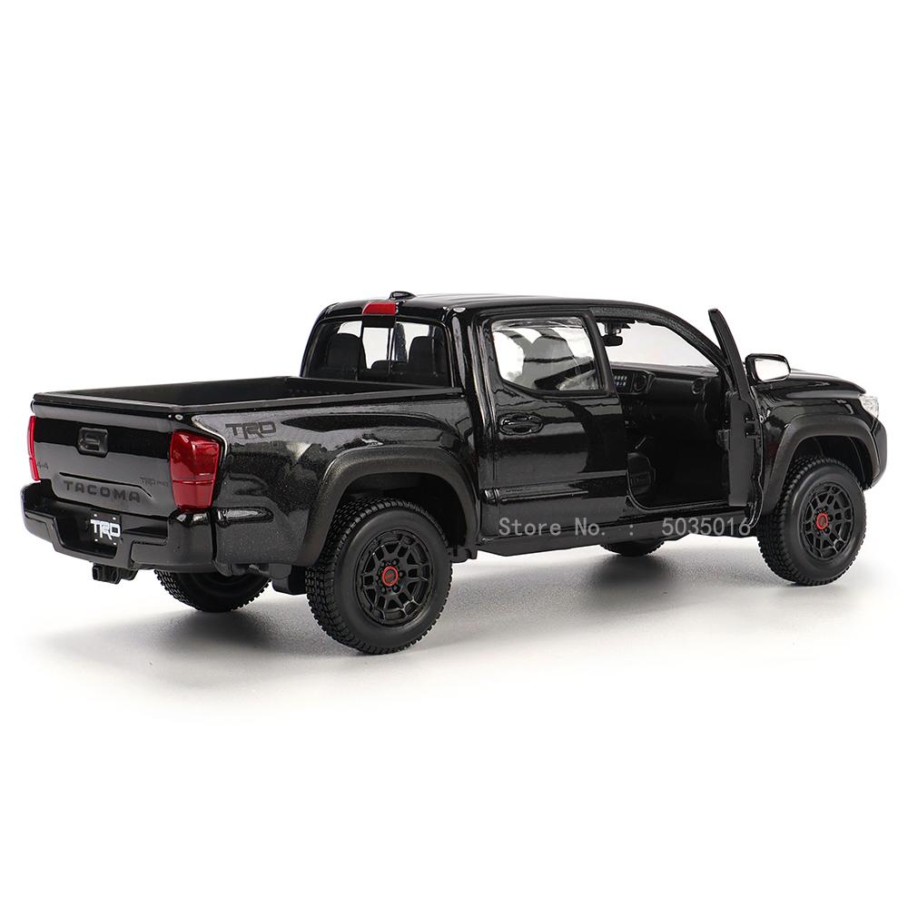 Maisto 1:27 The New 2023 Toyota Tacoma TRD Pro simulation alloy car model crafts decoration collection toy tools gift