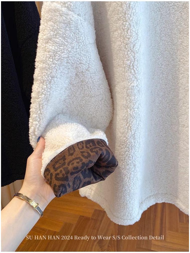 High-End Lazy Style Round Neck Sweatshirt - Imitation Lamb's Wool, Solid Color, Thickened for Autumn/Winter, 2025 Collection.