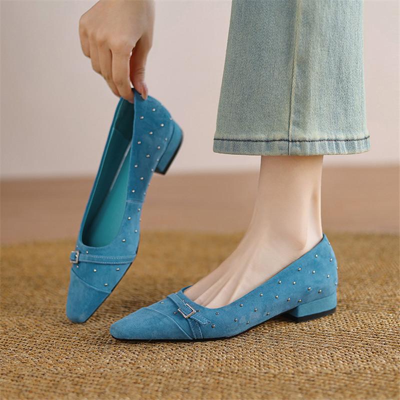 Mode Neue Frühling/Sommer Schafveloursleder Damen Pumps Schuhe für Damen Mode Nieten Eckige Zehen Loafers Schuhe Damen Niedrige Absätze Damenschuhe