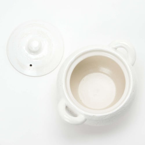 Hase Seito Hase-en Earthenware Pot, 1-2 Person Capacity, Approx. 16cm, Approx. 700ml Capacity, Can Be Cooked Over an Open Fire or Empty, Oven Safe, Wh