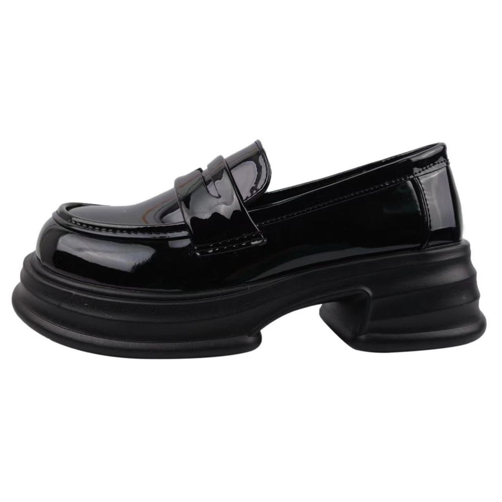 Korean version of black British style small leather shoes for women's spring 2025 new thick-soled versatile one-pedal loafers jk shoes