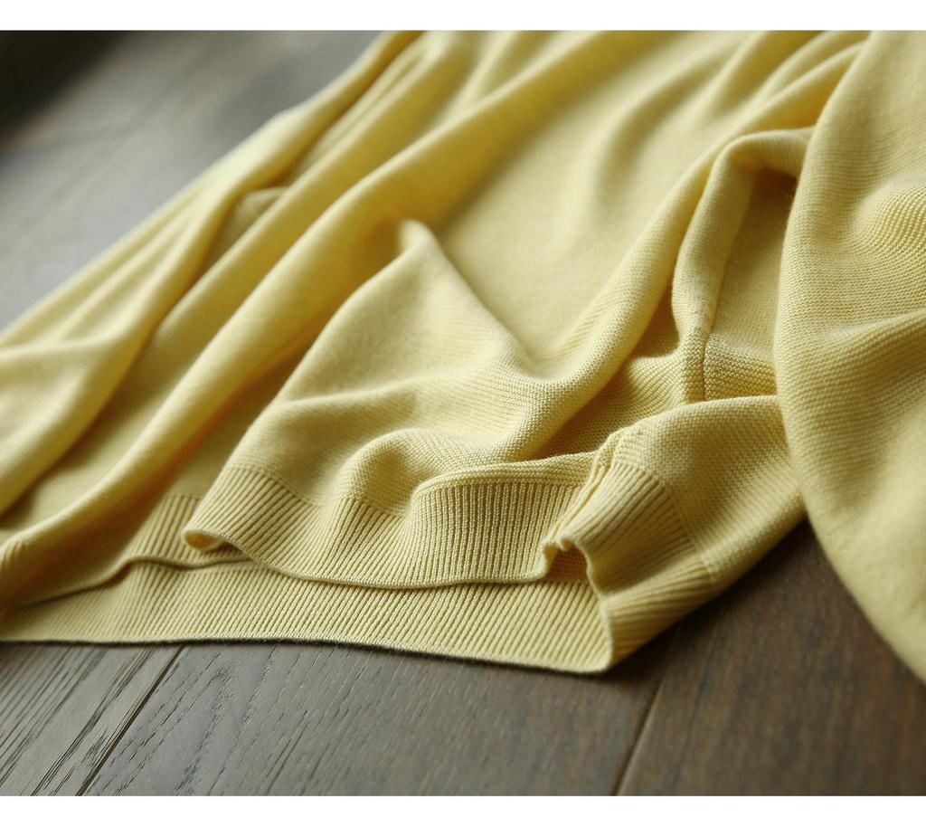 2024 Spring/Autumn Women's Nine-Sleeve V-Neck Knit Top