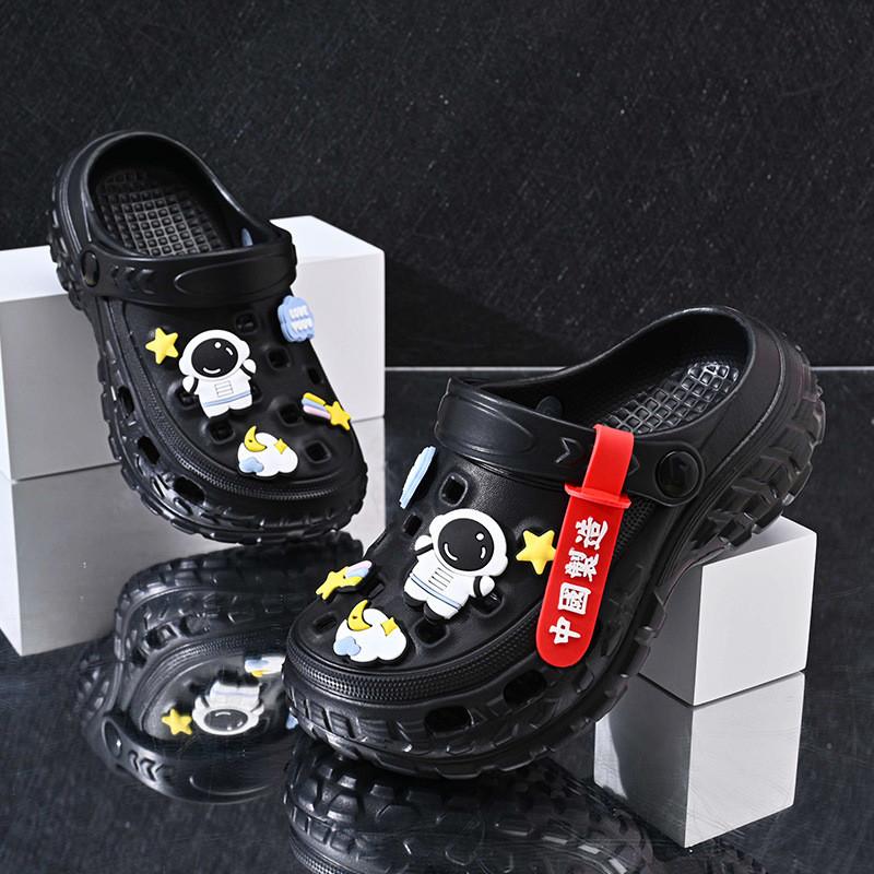 Summer Kids Cartoon Eva Clogs For Boys And Girls Breathable Non-slip Beach Shoes In Various Colors And Sizes For Outdoor Fun