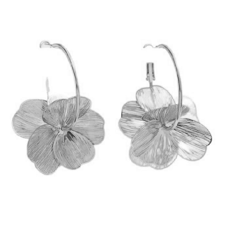 Elegant Vintage Flower Petal Pendant Earrings for Women Hanging Lightweight Ear Pendants Fashion Party Wear Jewelry
