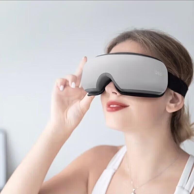 breo iSee5 Eye Massager CN plug (adapter included)