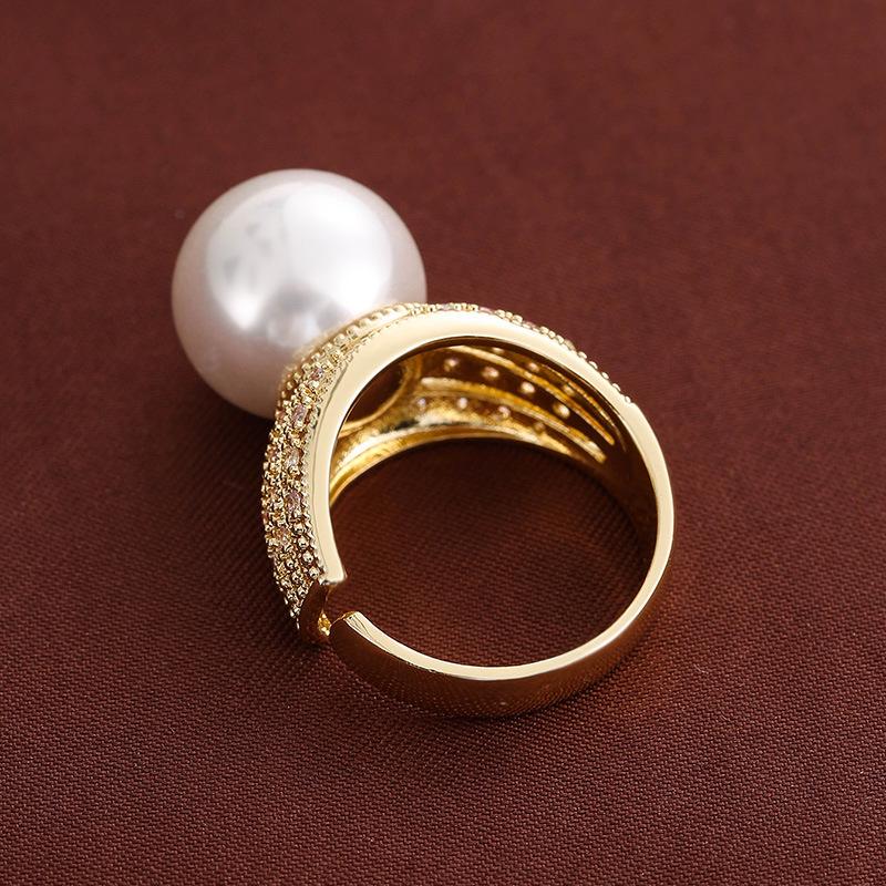 European Luxury Zircon-Inlaid Copper Bead Ring: Adjustable, Cold-Style Women's Accessory
