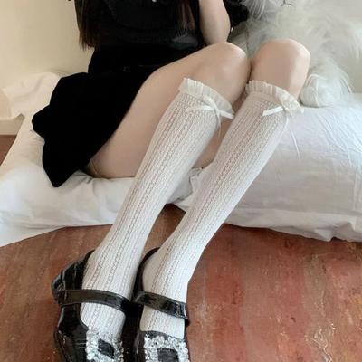 Çoraplar ve tuhafiye – Tozluklar, Diz Üstü Çoraplar & Ayakkabı Üstüne Giyilen Tozluklar