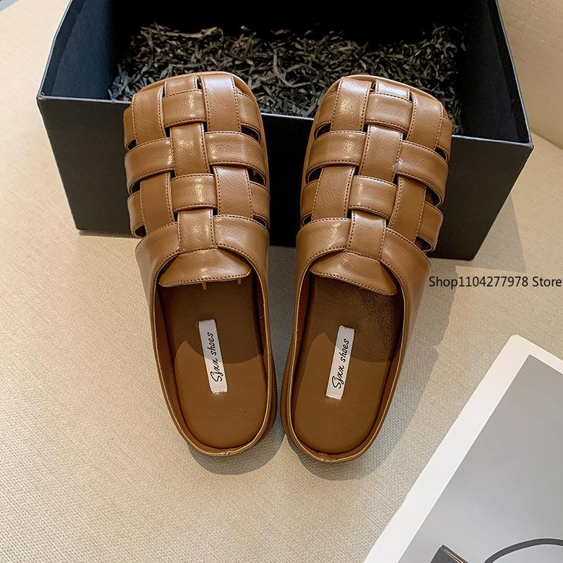 Fashion New 2025 Fashionable Summer Women's Slippers Outerwear Casual Versatile Mule Network Red Roman Sandals Women's Shoes