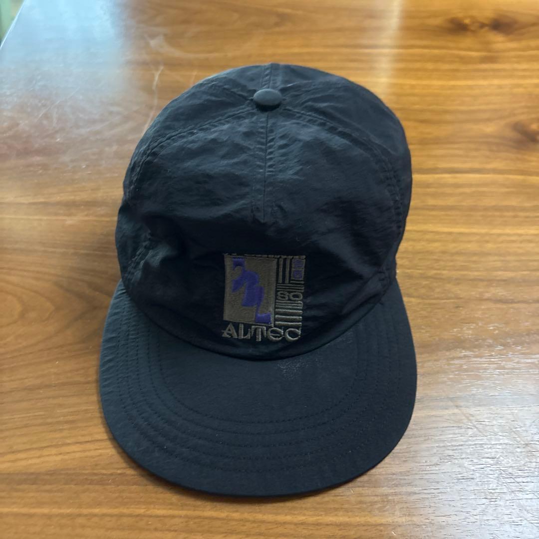 Used black logo cap adjustable
