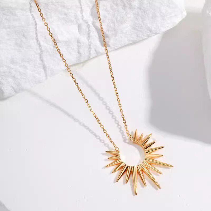 for Women Niche Style Accessible Luxury European and American Style Necklace Accessible Luxury Exquisite Retro Personality All Match Accessories Golden Sun Necklace