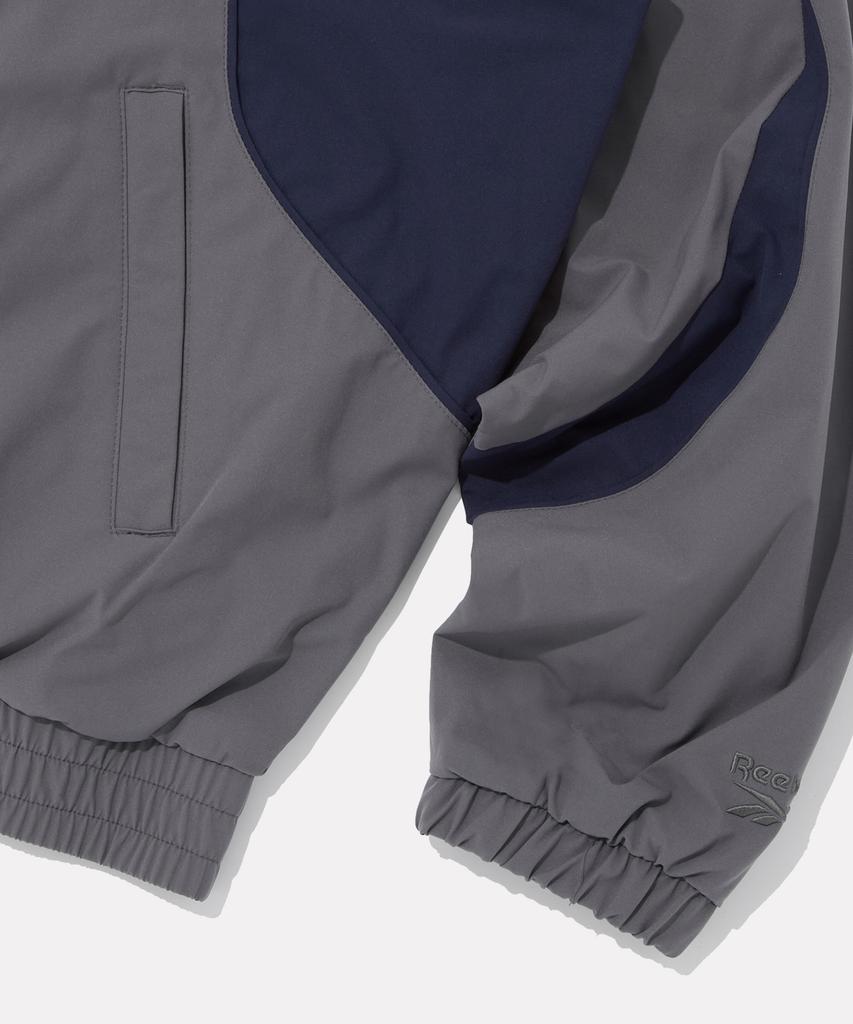 Reebok Premier Warm Mesh Windbreaker - Grey