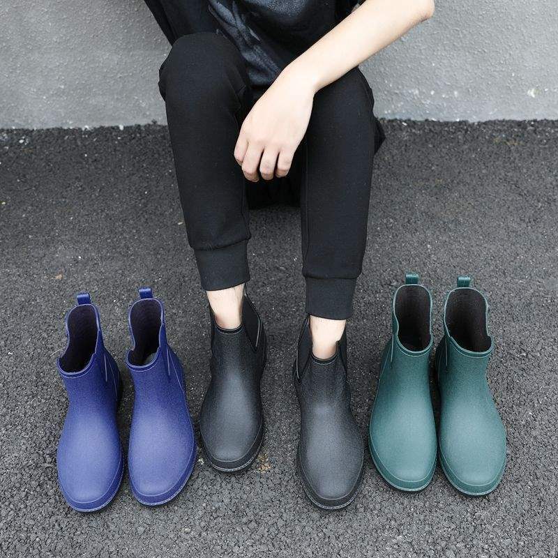 New Fashion Men's Rain Shoes Medium Tube Rain Boots Non-slip Water Shoes Short Tube Fleece Rubber Shoes Kitchen Car Wash Fishing Work Shoes