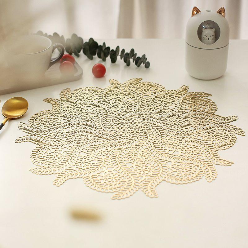 2 Pcs Water Grass Dining Mat Light Luxury Insulation Mat Simple and Modern No Wash Dining Table Heat-resistant and Anti Slip Mat