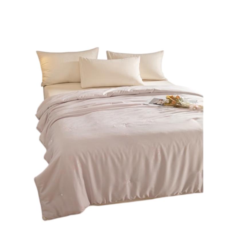 Fangwang Jacquard Silk Quilt