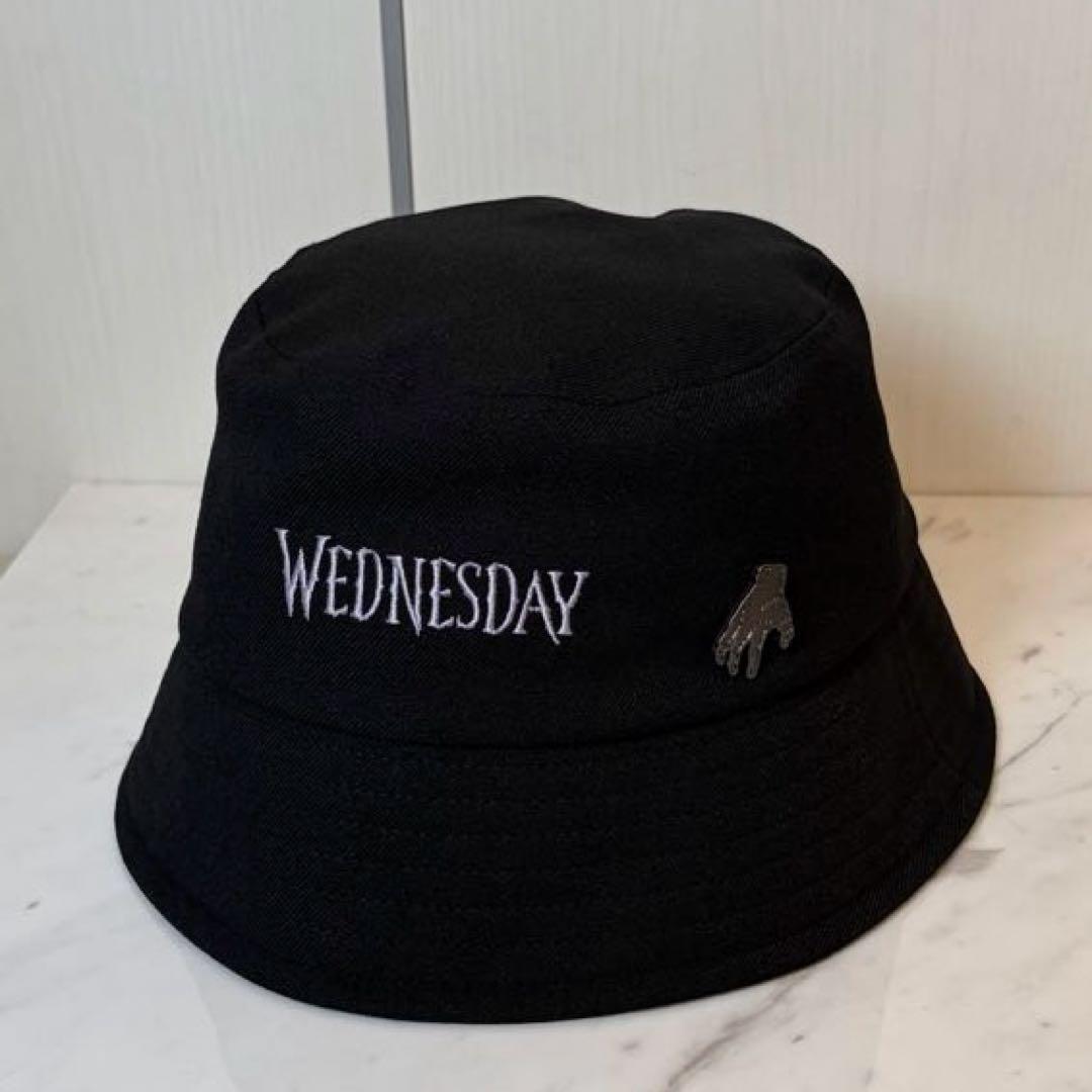 Used WEDNESDAYCA4LA bucket hat limited edition sold out item with pins