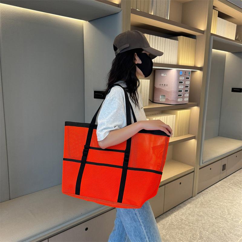 New high-end mesh bag, light and large-capacity travel bag, fitness sports storage, shoulder bag.