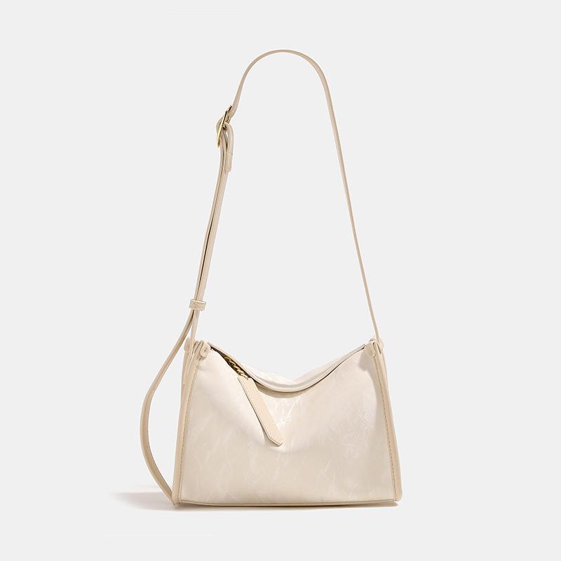 2024 Summer New Niche Design High-End Large-Capacity Fashionable Versatile Commuting Shoulder Crossbody Underarm Bag