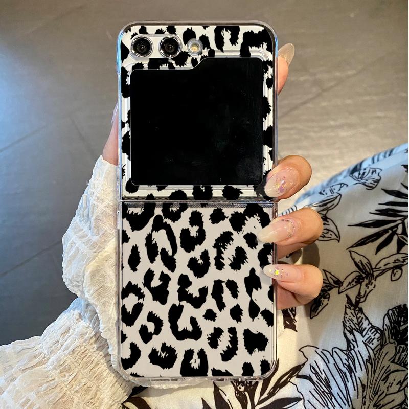 Transparent Leopard Pattern Folding Phone Case For Samsung Galaxy Z Flip 7 6 5 4 3 5G Hard Cover For Samsung Z Flip7 Flip6 Flip5