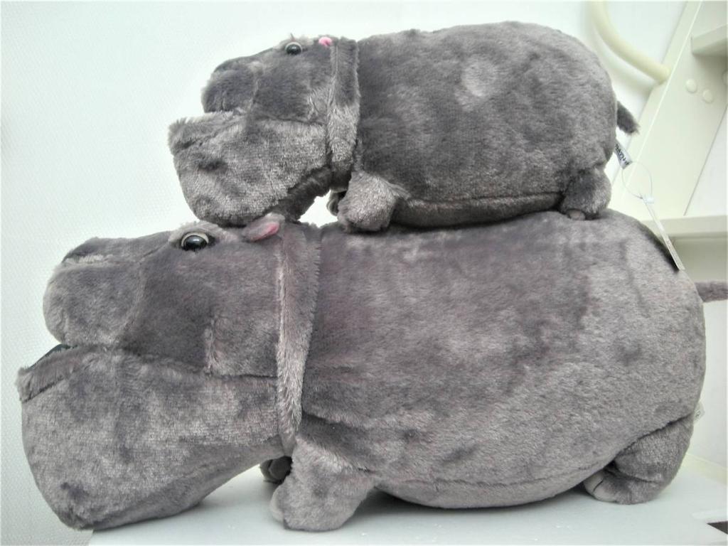 Shakurel Planet BIG Plush Toy and MB Plush Toy Shakurel Hippo Parent and Child Set (L 45cm) (L 30cm)